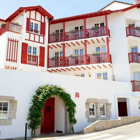 Relais Des Tilleuls Hasparren Exterior foto