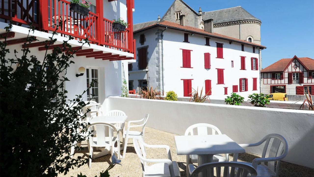Relais Des Tilleuls Hasparren Exterior foto